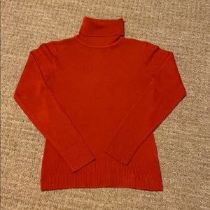H&M red turtleneck sweater size small